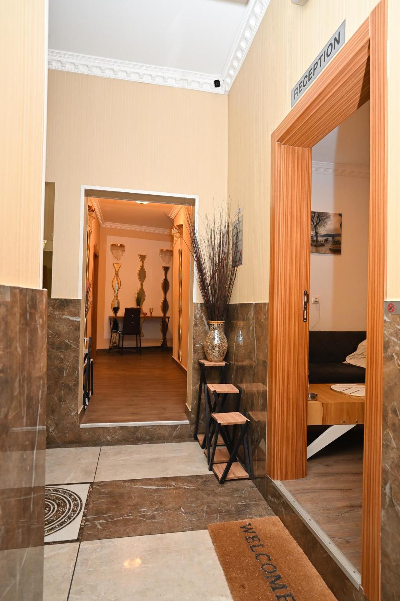 Kispet Deluxe Hotels&Suites オーバーハウゼン エクステリア 写真
