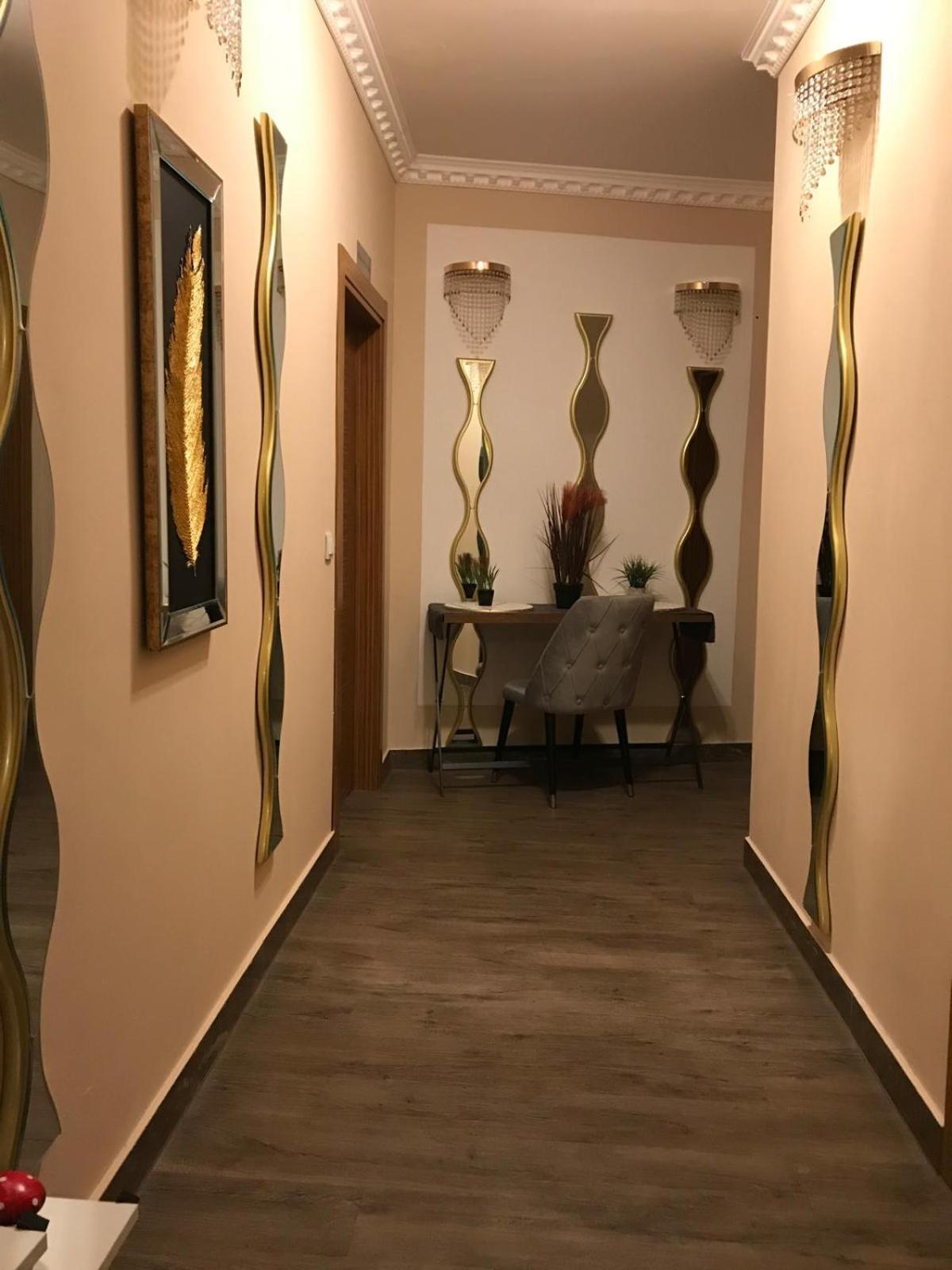 Kispet Deluxe Hotels&Suites オーバーハウゼン エクステリア 写真