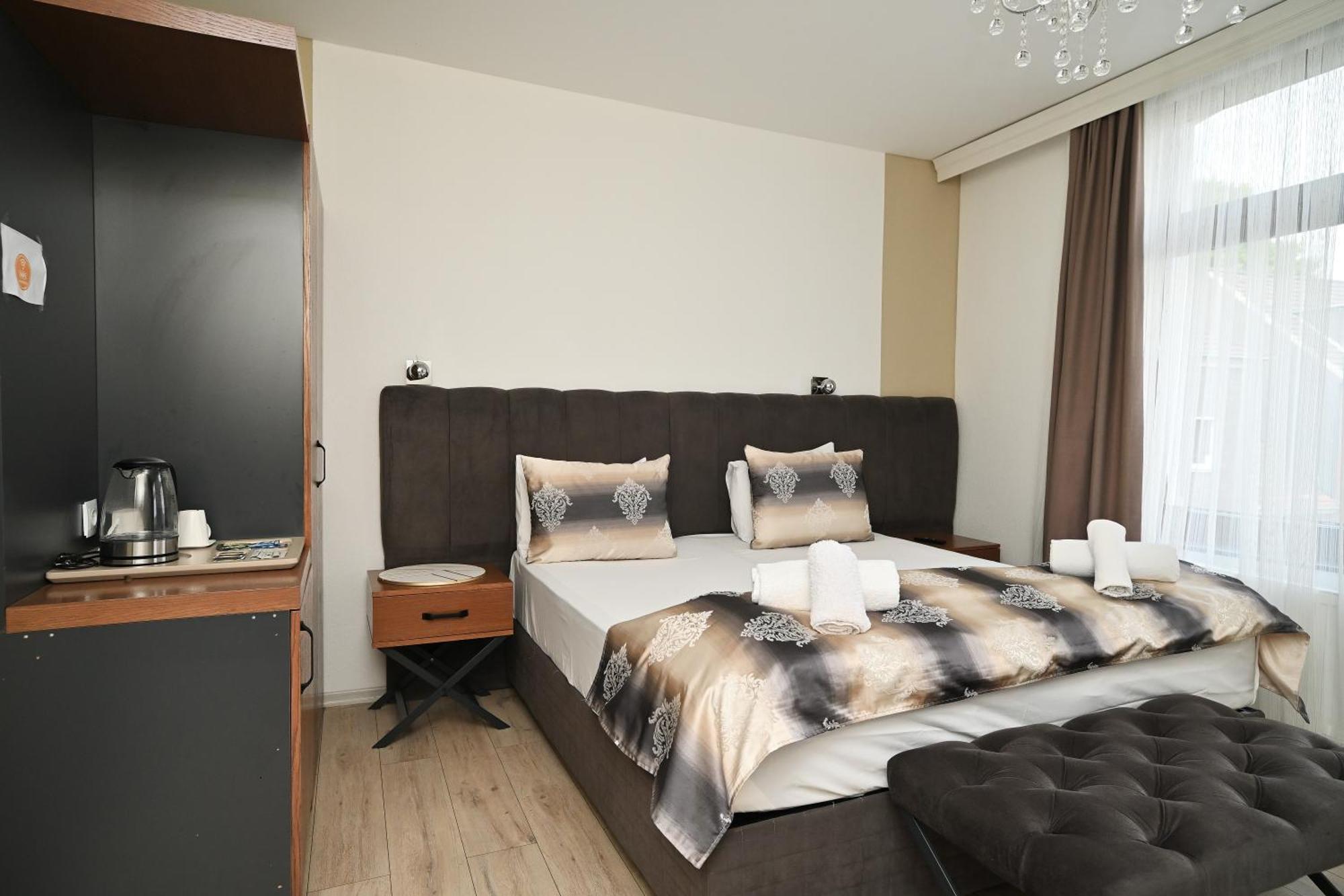 Kispet Deluxe Hotels&Suites オーバーハウゼン エクステリア 写真